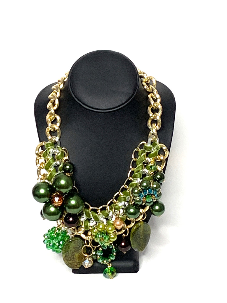 Glamour Green Necklace Set